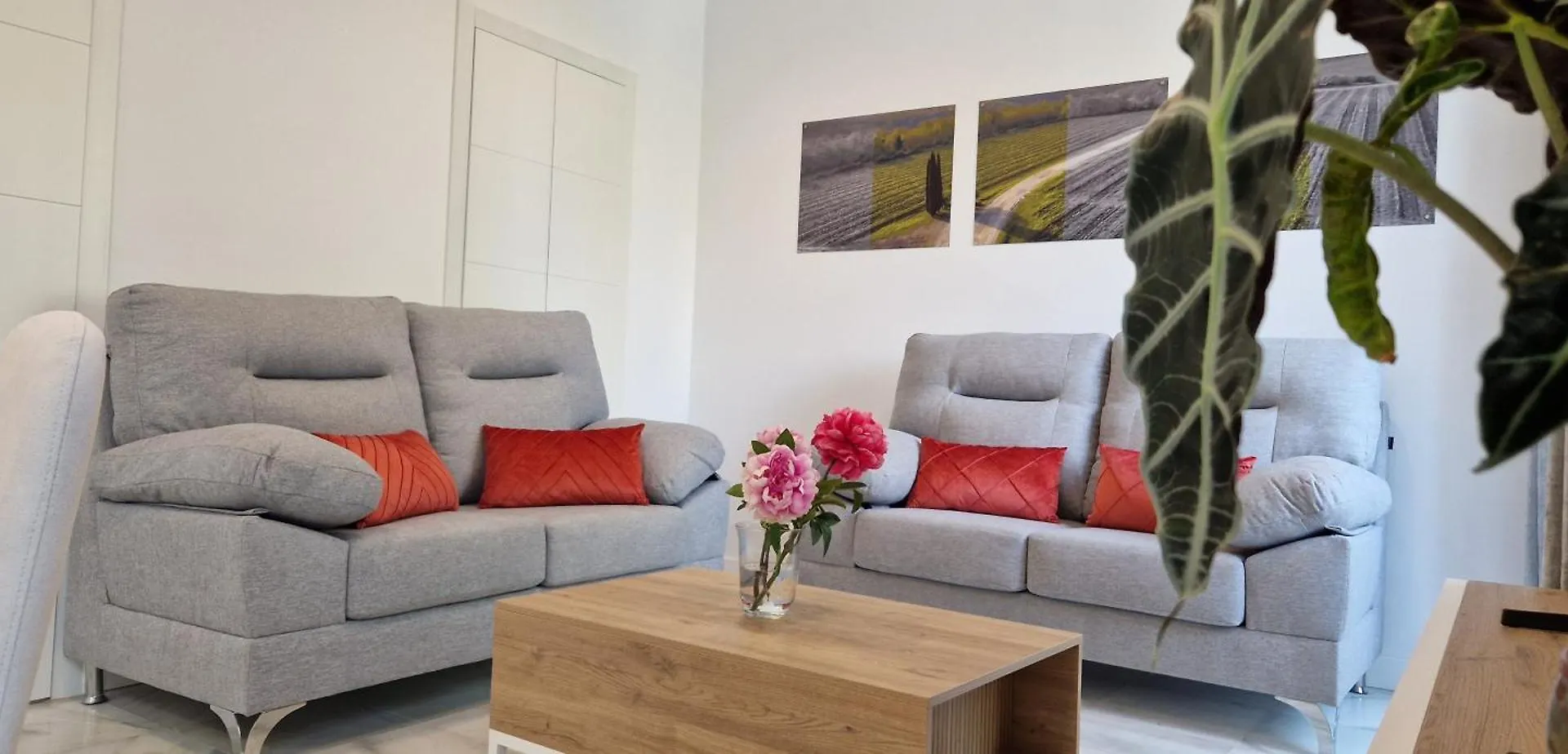Apartamentos Arenal Jerez de la Frontera 0*,  Spain